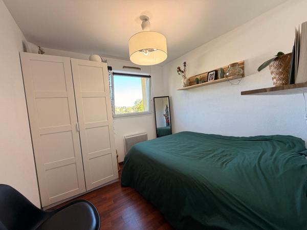 Mixte parfait entre appartement et maison pour ce duplex de 82 m2 avec terrasse et garage