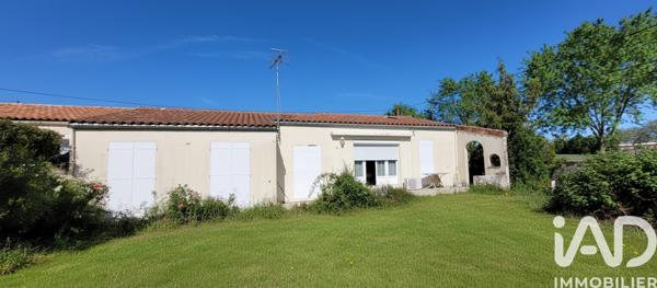 Maison à vendre 6 pièces 99,5 m² Saint-Jean-d'Angély