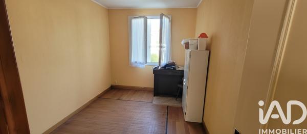 Maison à vendre 6 pièces 99,5 m² Saint-Jean-d'Angély