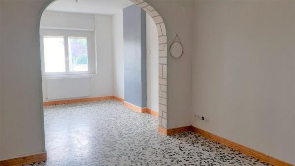 Maison d'environ 90m² à louer à PERONNE (80200).