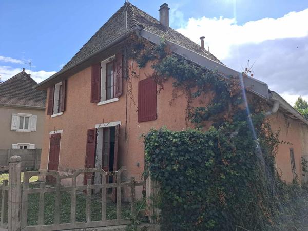 Maison à rénover au calme