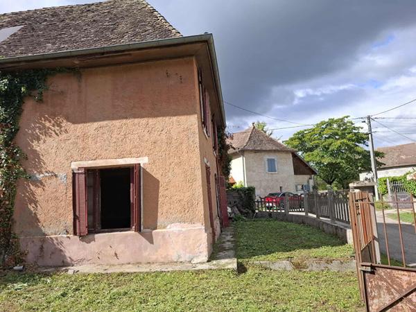 Maison à rénover au calme