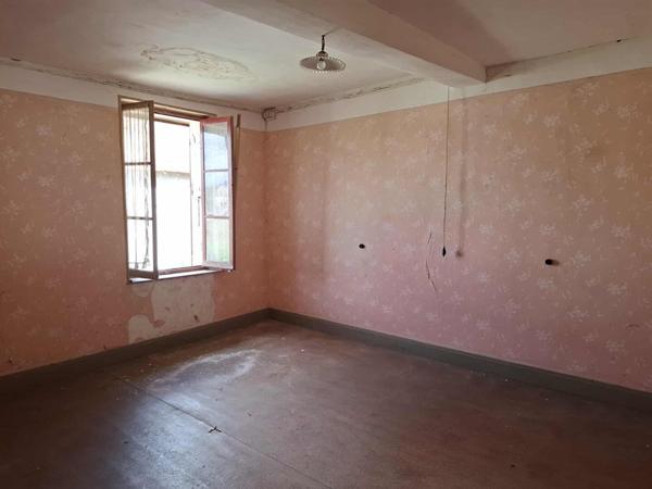 Maison à rénover au calme