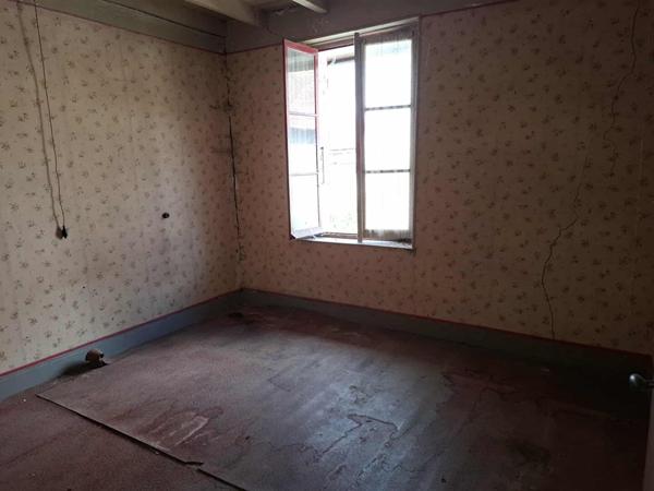 Maison à rénover au calme