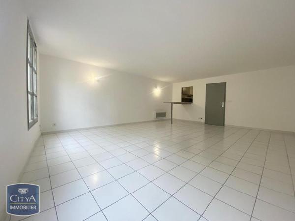 Appartement à louer 2 pièces 66.23m² Avignon (84000)