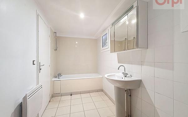 Maison à vendre    5 pièces • 130,07 m2 Voisins-le-Bretonneux