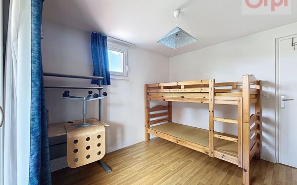 Maison à vendre    5 pièces • 130,07 m2 Voisins-le-Bretonneux