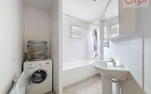 Maison à vendre    5 pièces • 130,07 m2 Voisins-le-Bretonneux