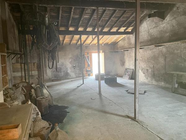 Ancienne cave à vin avec fort potentiel
