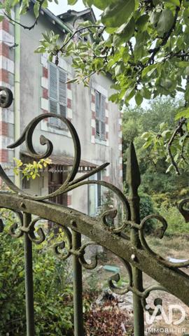 Maison à vendre 9 pièces 170 m² Saint-Léonard-de-Noblat