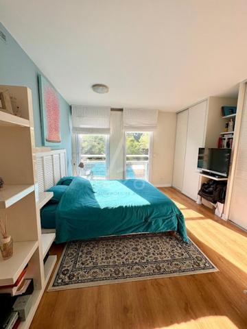 Bordeaux SAINT SEURIN Bel Appartement de standing vue sur jardins 3 chambres