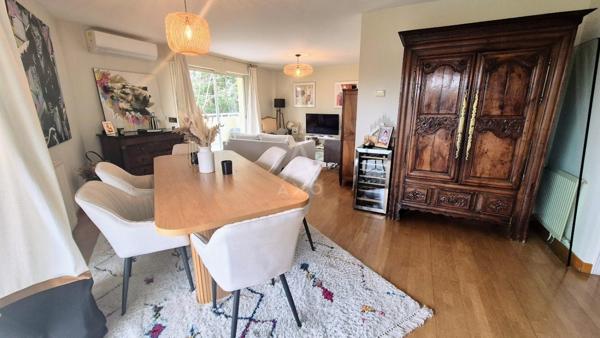 Bordeaux SAINT SEURIN Bel Appartement de standing vue sur jardins 3 chambres
