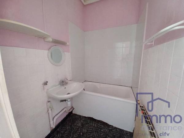 Appartement 3 pièces                                        - 42000 Saint-Étienne Réf : 2831-CIFVFOREZVELAY