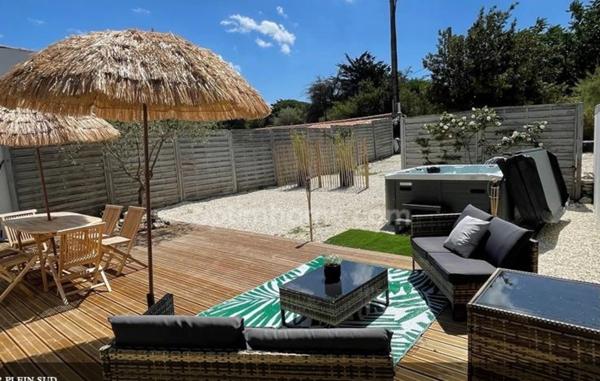 EXCLUSIVITÉ – RARE SUR LE MARCHÉ  - Maison à vendre 8 pièces LA COUARDE SUR MER (17)