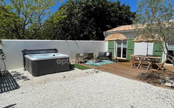 EXCLUSIVITÉ – RARE SUR LE MARCHÉ  - Maison à vendre 8 pièces LA COUARDE SUR MER (17)