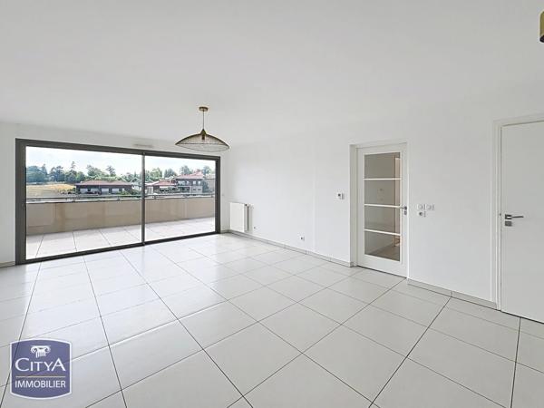Appartement à vendre 4 pièces 95m² Saint-Didier-au-Mont-d'Or (69370)