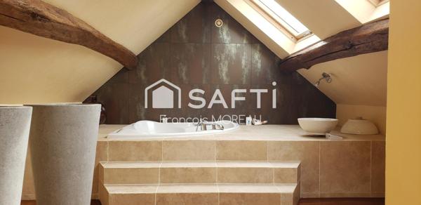 Maison en pierre 206 m2, grange/atelier 2 x 60 m2, terrain 1206 m2