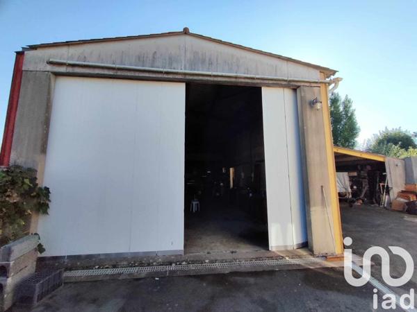 Maison traditionnelle 7 pièces de 150 m² à Luçon (85400)