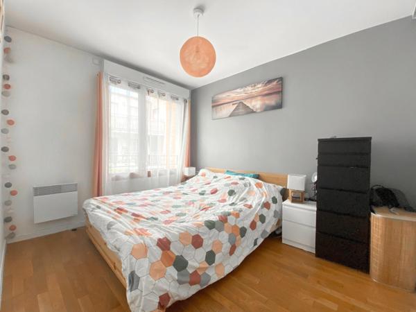 Calme, lumière et élégance à deux pas de la gare