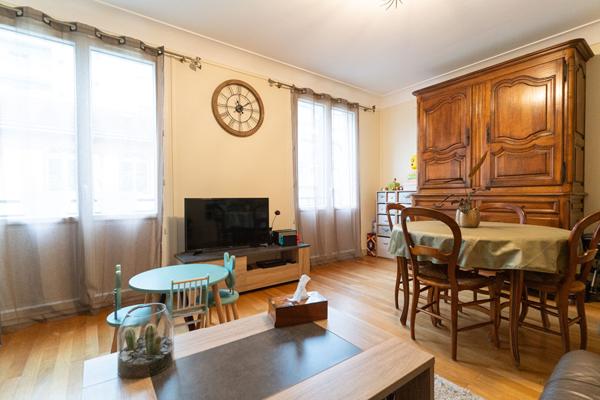 Appartement T4  Velpeau. Lumineux, rénové, emplacement idéal.