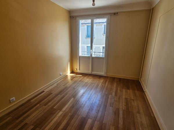 Appartement T4  Velpeau. Lumineux, rénové, emplacement idéal.