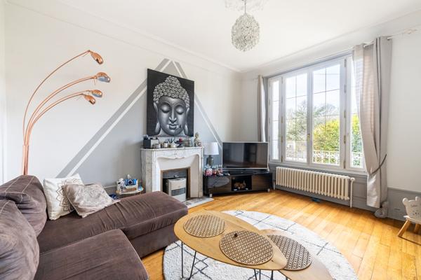 Maison Meulan En Yvelines 160 m², 6 chambres, parcelle 490 m²