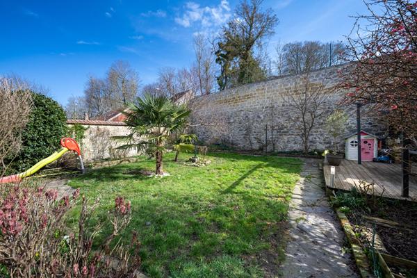 Maison Meulan En Yvelines 160 m², 6 chambres, parcelle 490 m²