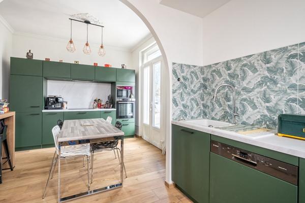 Maison Meulan En Yvelines 160 m², 6 chambres, parcelle 490 m²