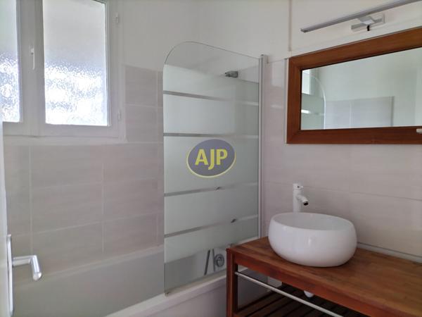 Vente appartement Tonnay Charente : 129 500 € - AJP Immobilier Rochefort
