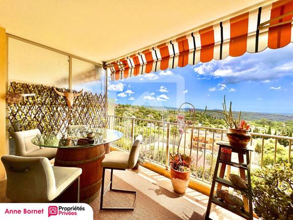 Appartement 4 pièces 93 m2 avec terrasse vue panoramique mer, garage, parking privatif et cave