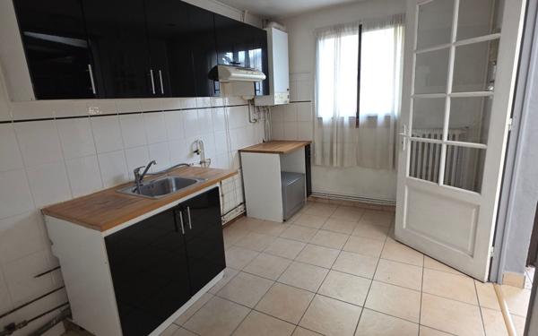 Maison à vendre    3 pièces • 61,68 m2 La Courneuve