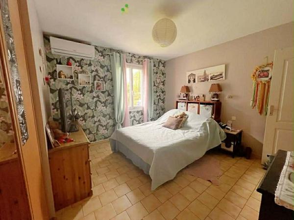 Maison Tourves