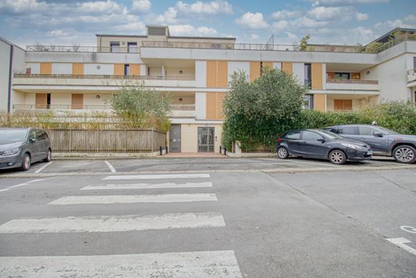 Bel F3 avec balcon filant à 9 min du RER A Bussy-Saint-Georges