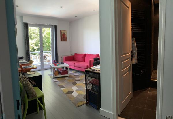 Belle maison 240 m2 5 Chambres bord de seine