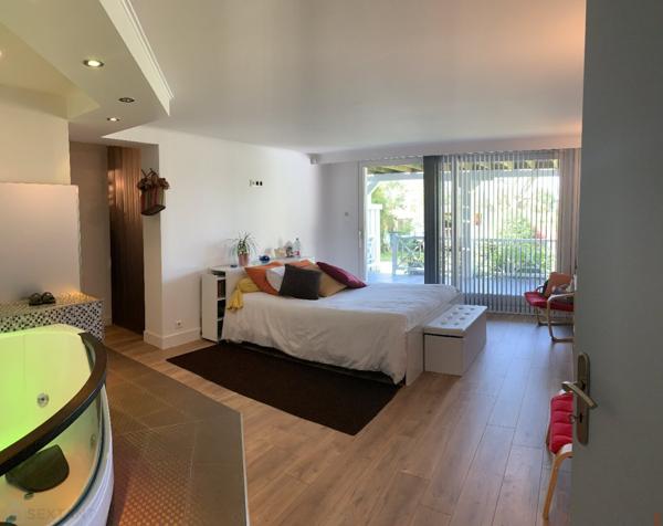 Belle maison 240 m2 5 Chambres bord de seine