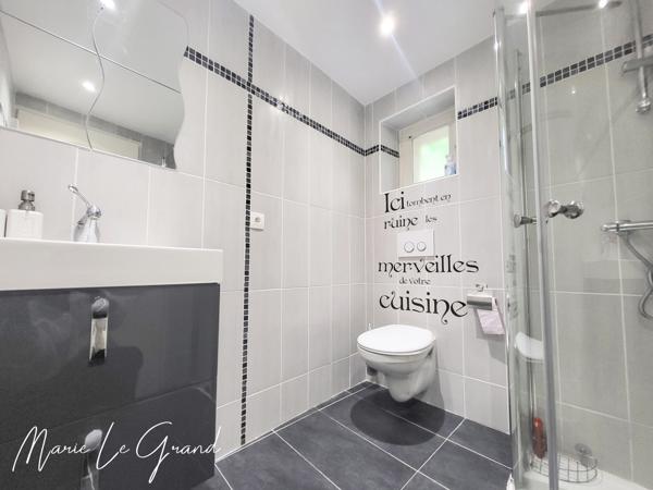 Maison
         6 pièces
        - 158 m² 235 000 € *