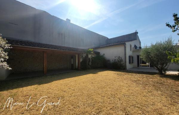 Maison
         6 pièces
        - 158 m² 235 000 € *