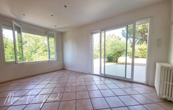 Maison
         6 pièces
        - 158 m² 235 000 € *