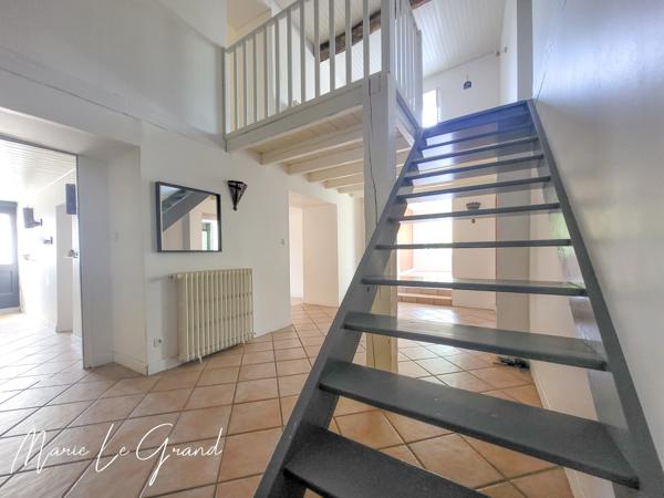 Maison
         6 pièces
        - 158 m² 235 000 € *