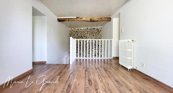 Maison
         6 pièces
        - 158 m² 235 000 € *