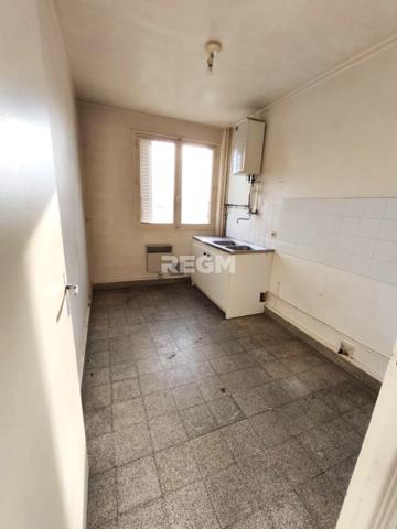 Troyes (10000) APPARTEMENT A RENOVER PROCHE CENTRE VILLE