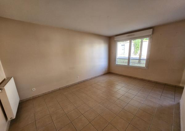 Appartement Dourdan (91410) 2 pièces de 44 m2 - De plain-pied !