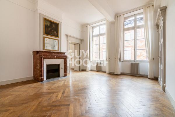 Carmes : Appartement d'exception au sein d'un ancien hôtel particulier
