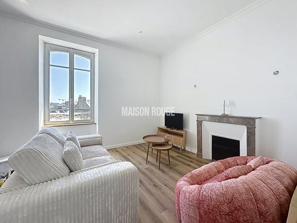 DINARD - À DEUX PAS DU MARCHÉ - APPARTEMENT TYPE 4 EN DUPLEX