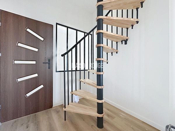 DINARD - À DEUX PAS DU MARCHÉ - APPARTEMENT TYPE 4 EN DUPLEX