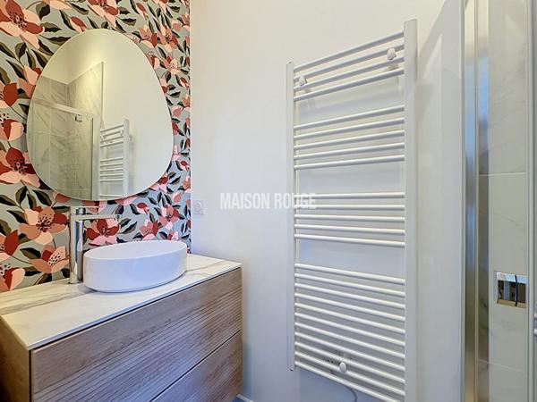 DINARD - À DEUX PAS DU MARCHÉ - APPARTEMENT TYPE 4 EN DUPLEX
