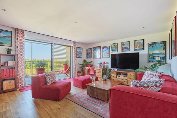 EN EXCLUSIVITE - APPARTEMENT EN NUE-PROPRIETE T3 AVEC TERRASSE ET GARAGE