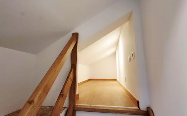 Maison à vendre    5 pièces • 133 m2 Gien