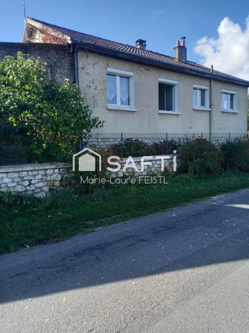 Jolie maison avec ces  3 chambres, un sous-sol, des dépendances,  un terrain de 3 873 m².