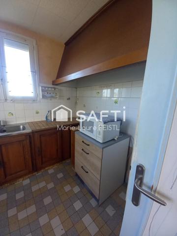 Jolie maison avec ces  3 chambres, un sous-sol, des dépendances,  un terrain de 3 873 m².